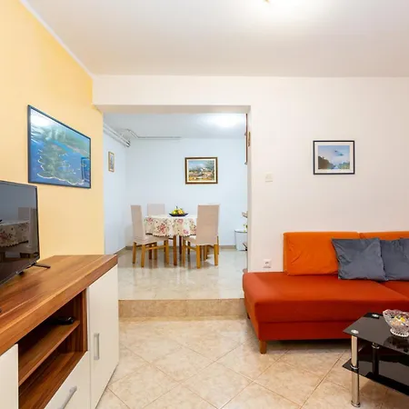 Maretic - Veliki - Mpolo Apartment *