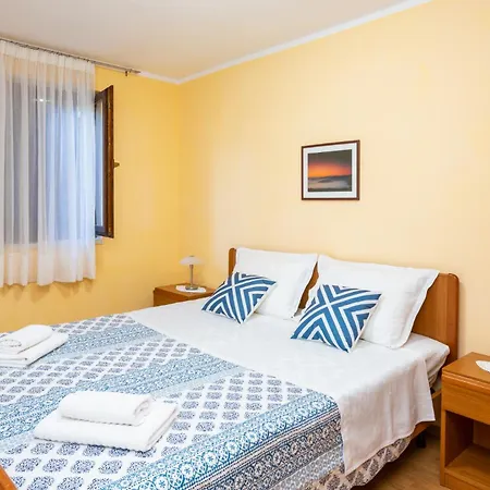 Maretic - Veliki - Mpolo Apartment *